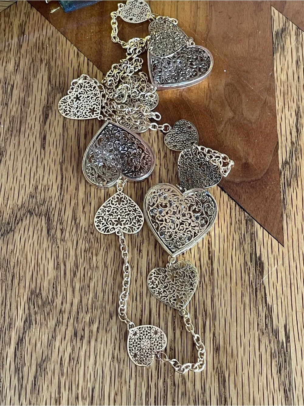 Pandora Gold Filigree Heart Station Necklace - Picture 3 of 4